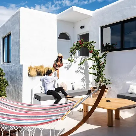 Yalos Mykonos 4 Bedroom Luxury House 5 Minute From Ornos W Sea & Sunset View בית נופש