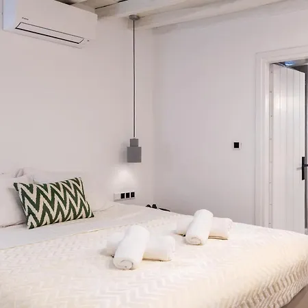 Yalos Mykonos 4 Bedroom Luxury House 5 Minute From Ornos W Sea & Sunset View Nyaraló Mykonos Town