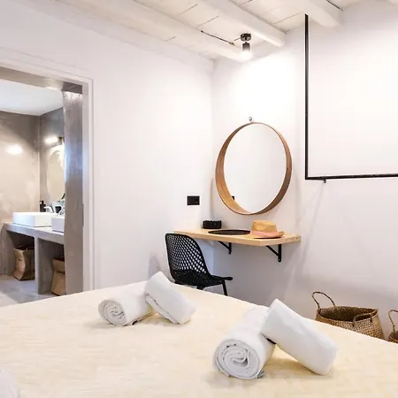 Yalos Mykonos 4 Bedroom Luxury House 5 Minute From Ornos W Sea & Sunset View