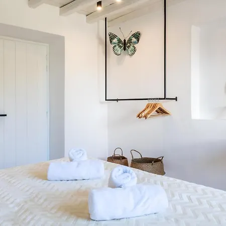 Yalos Mykonos 4 Bedroom Luxury House 5 Minute From Ornos W Sea & Sunset View Vakantiehuis Mykonos Town