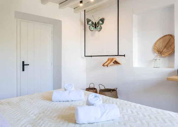 Yalos Mykonos 4 Bedroom Luxury House 5 Minute From Ornos W Sea & Sunset View Tatil Evi Mykonos Town